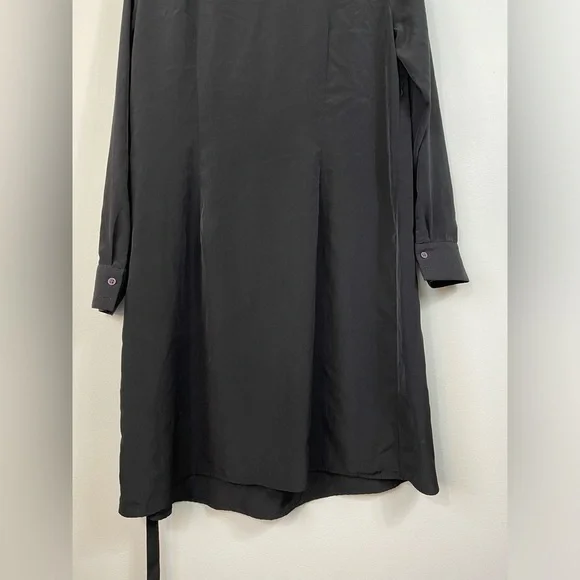 Elegant Black Dress - Picture 10 of 13